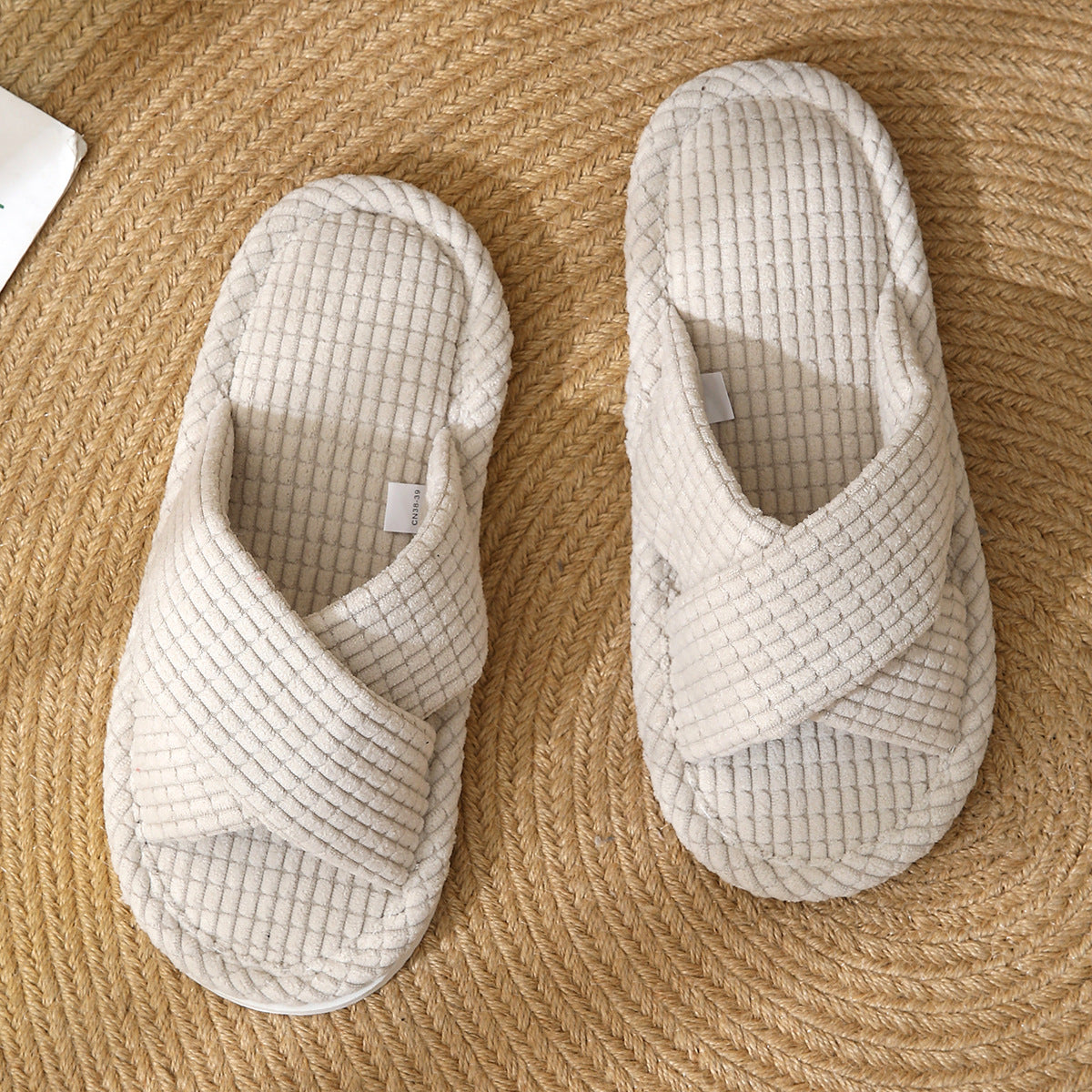 Comfortable and Moisture-Absorbing Open-Toe Women's Slippers with Cross-Strap for Spring and Autumn